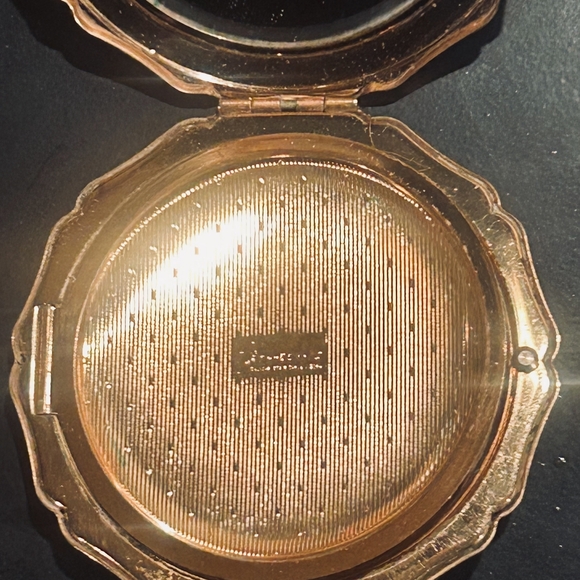 Makeup/Powder Compact Mirror - Picture 3 of 8